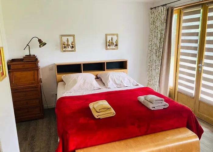 Château Folies - Escapade Nature 120m2 - 5 Couchages Hébergement de vacances *